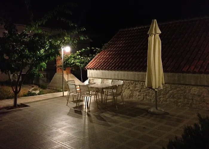 شقة Petar بلاتشي