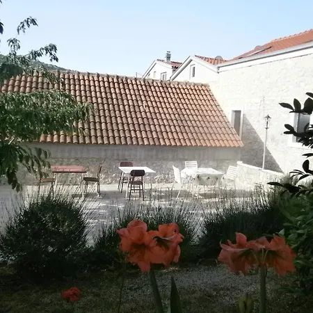 Petar Apartmán